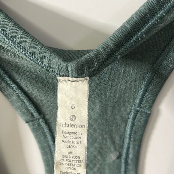 LULULEMON + PELOTON JUNGLE GREEN SWIFTLY RACERBACK‎ TANK SIZE 6 - Picture 3 of 5